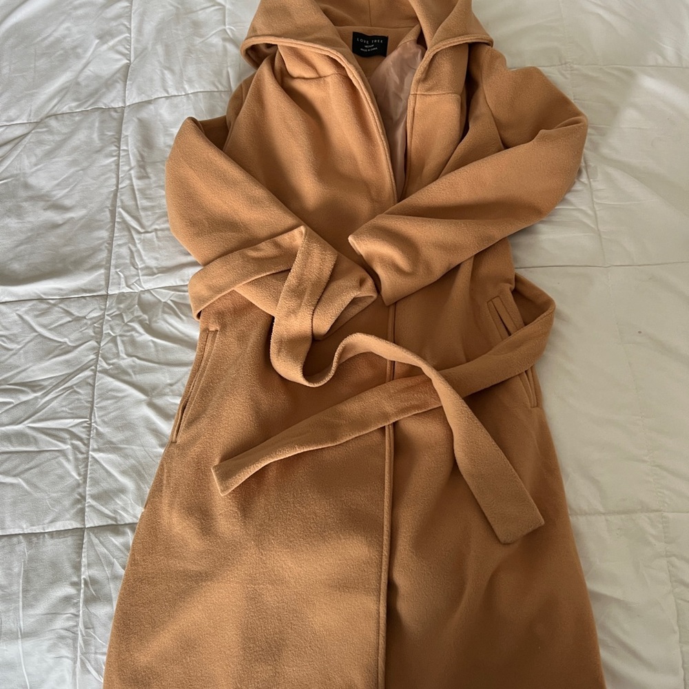 Long pea coat with tie and hood